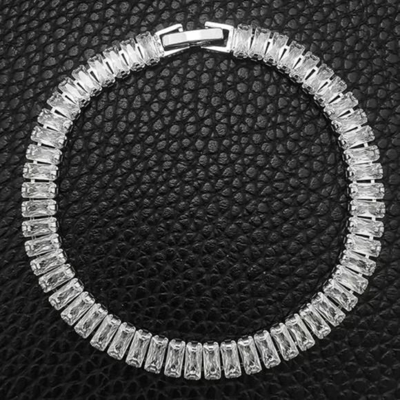Jewelry - NEW ‘7’ 925 STERLING SILVER DIAMOND BRACELET, NICE BRACELET, CUTE BRACELET.
